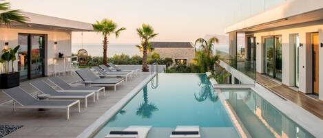 Indoor pool, outdoor pool