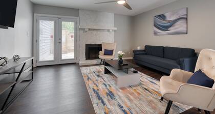 Premium Townhome #C w/ 2 King Beds & Luxury Baths