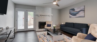 Premium Townhome #C w/ 2 King Beds & Luxury Baths