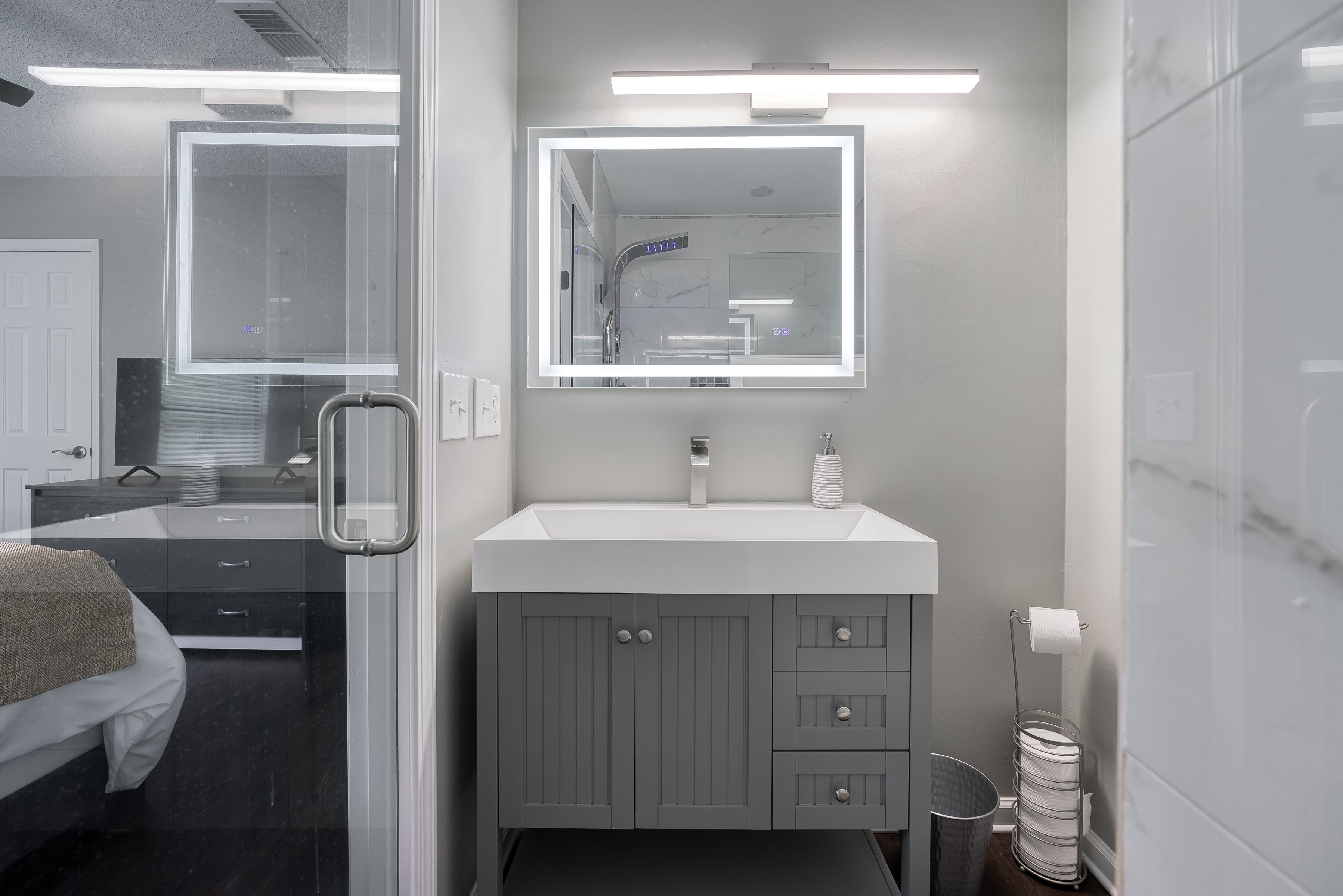 Premium Townhome w/ 2 King Beds & Luxury Bathrooms