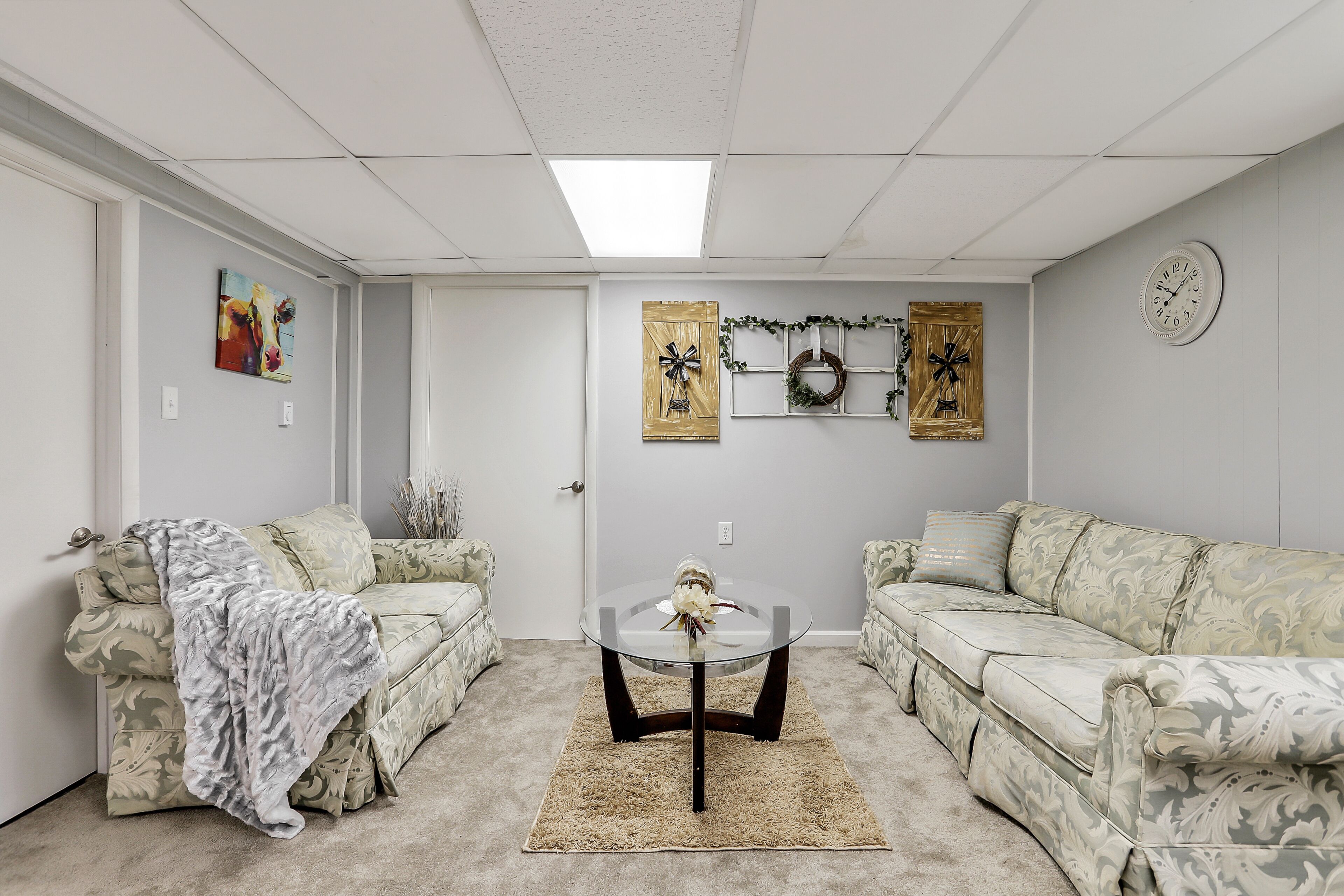 Peaceful Country Setting, Without The Long Drive. 5 Min to Hospital