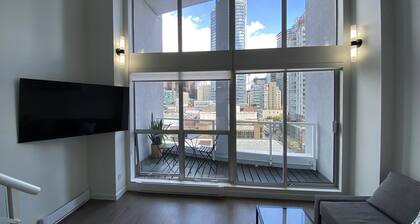 Vancouver Downtown city & mountain view 1 bed condo