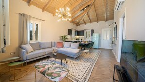 Unclassified image, 4 of 28, button - Luxury Sea View Villa Liberty with pool in Fiskardo (Φισκάρδο)