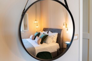 2 bedrooms, iron/ironing board, travel cot, free WiFi