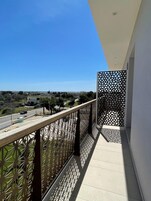 Habitación estándar con 1 cama doble o 2 individuales | Balcón