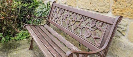 Cottage | Property grounds