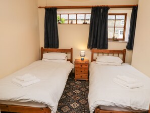 Cottage | 3 bedrooms, individually decorated, individually furnished, free WiFi - Forge Cottage (Whitby)