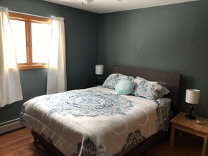 4 Schlafzimmer, Schreibtisch, Bügeleisen/Bügelbrett, kostenloses WLAN