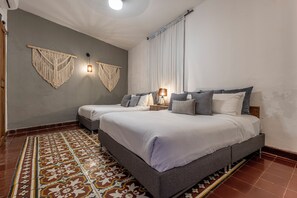 3 عدّة غرف نوم وخزنة داخل الغرفة ومكواة/لوح كي وواي فاي مجانًا