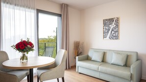 Leilighet | Oppholdsområde | Kontorer