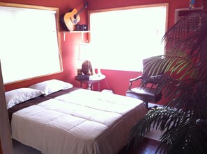 2 bedrooms, iron/ironing board, WiFi, bed sheets - Tangerine Sunsets Tangelo (Nassau)