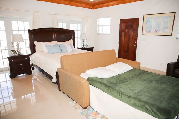 1 bedroom, iron/ironing board, WiFi, bed sheets