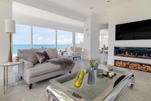 Smart-tv, pejs, stereoanlæg, printere