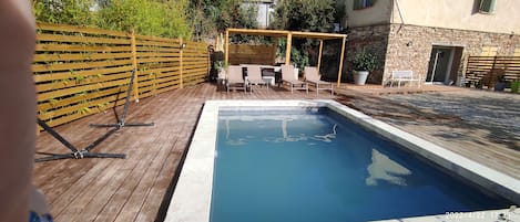 Outdoor pool, a heated pool