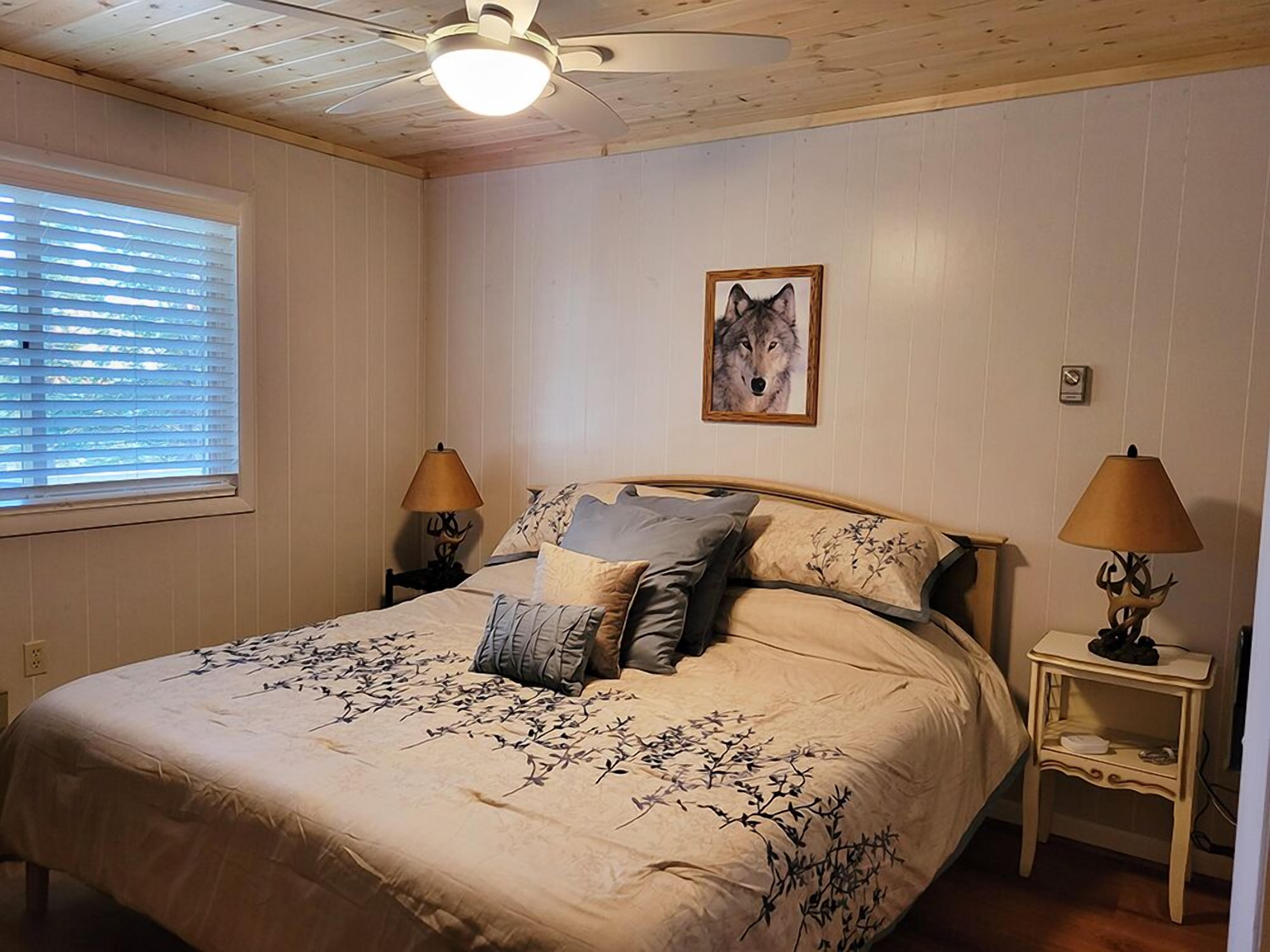 The Wolf's Den At Sweet Dreams Overlook