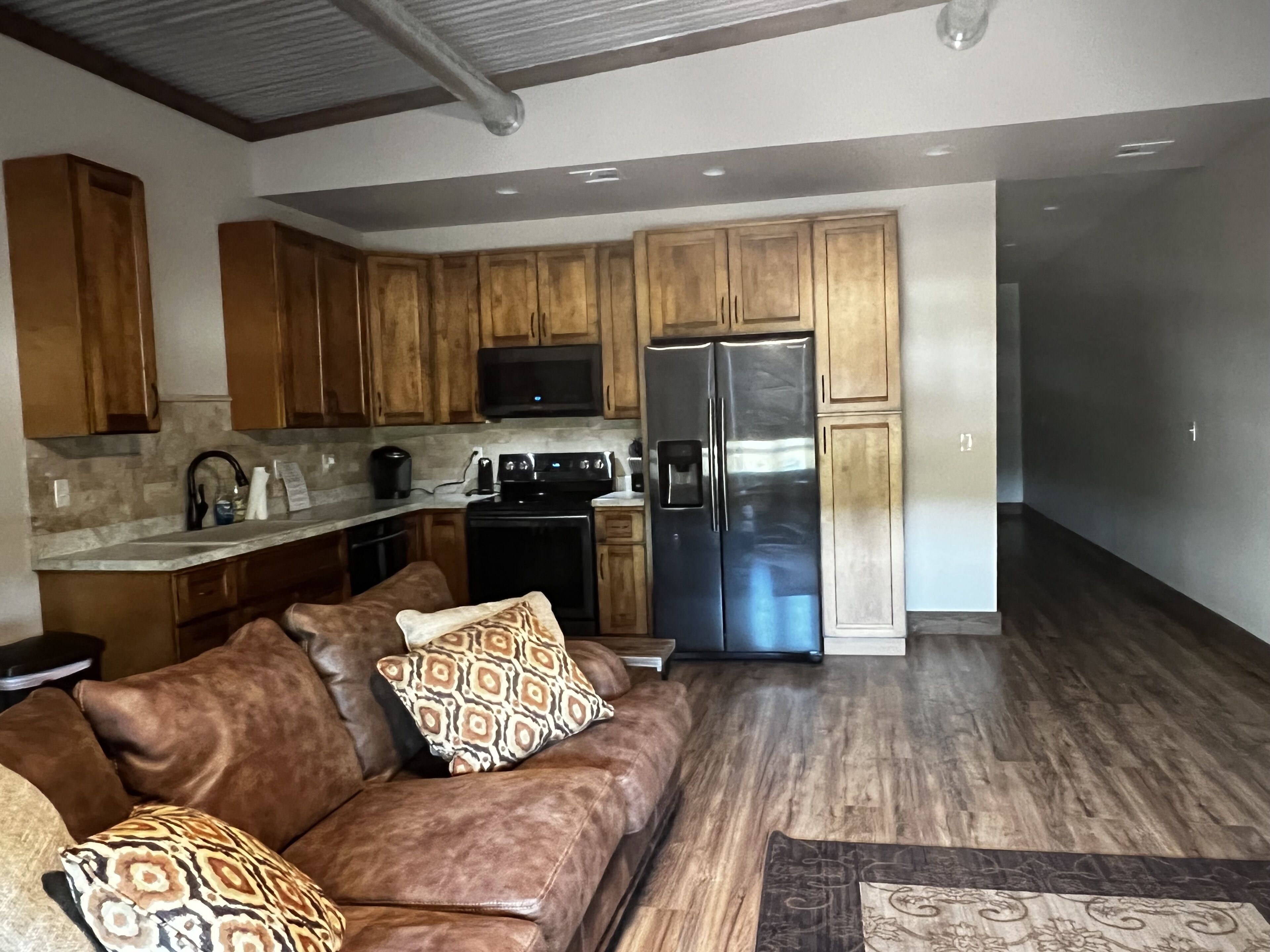 Cozy cabin loft located within Pier 51 Marina