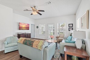 Smart TV - ☀Crystal Beach~Community Pool~Pet Friendly~3BR Our Summer House🌅 (Destin)
