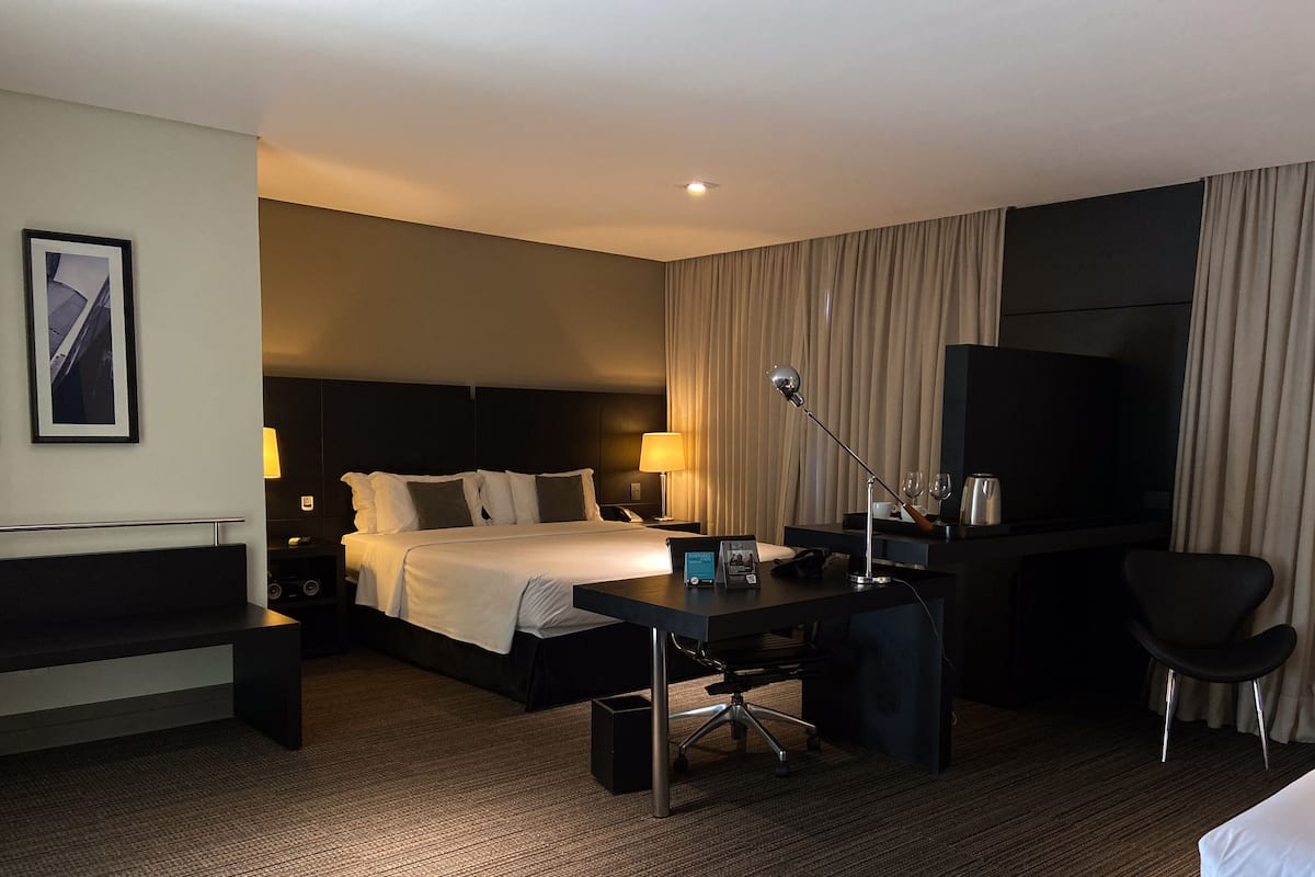 1 bedroom, desk, laptop workspace, free WiFi