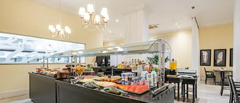 Tägliches Frühstücksbuffet (50.00 BRL pro Person)