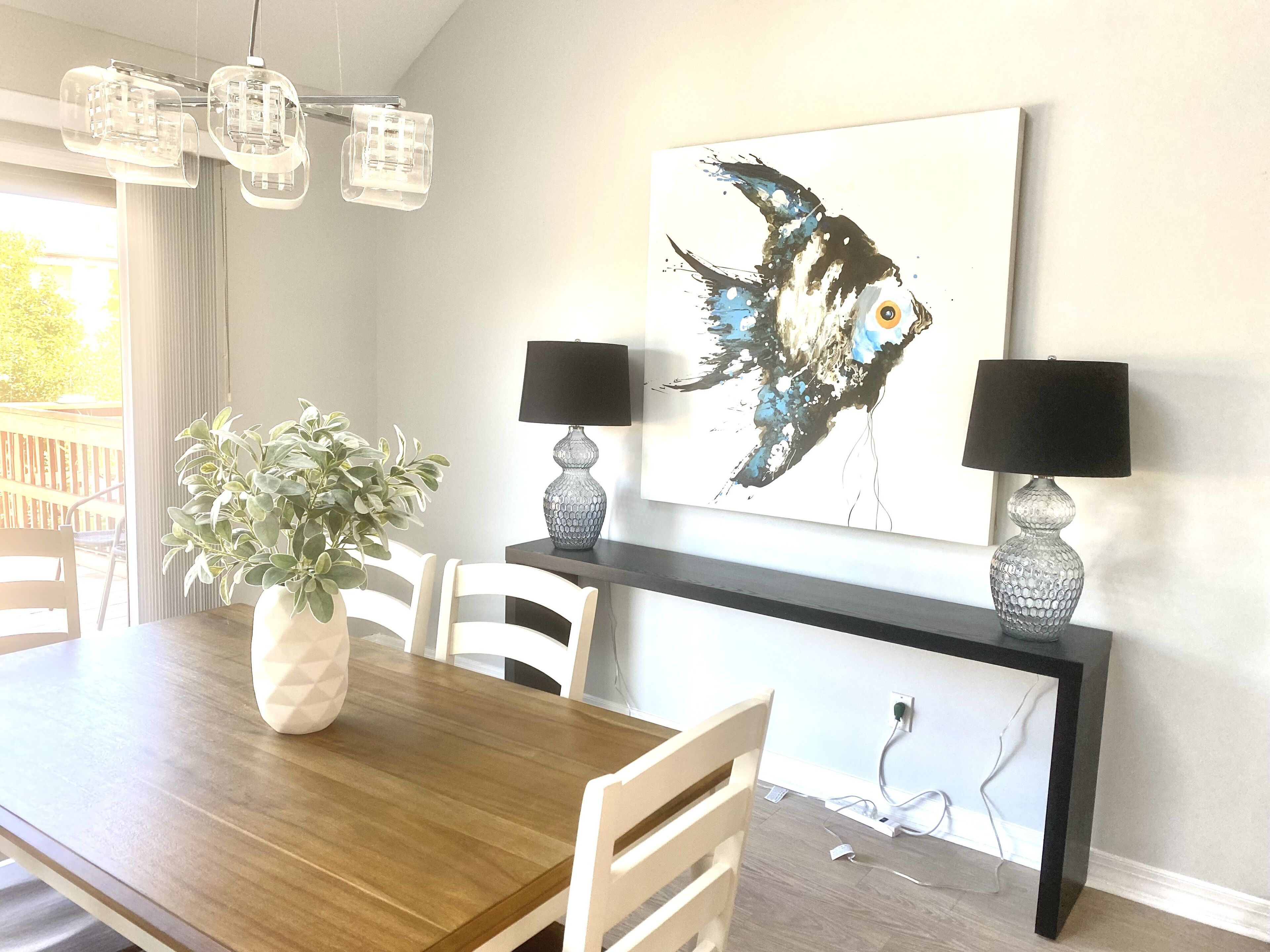 Ocean block home, just a 4 minute walk to the Atlantic Ocean!