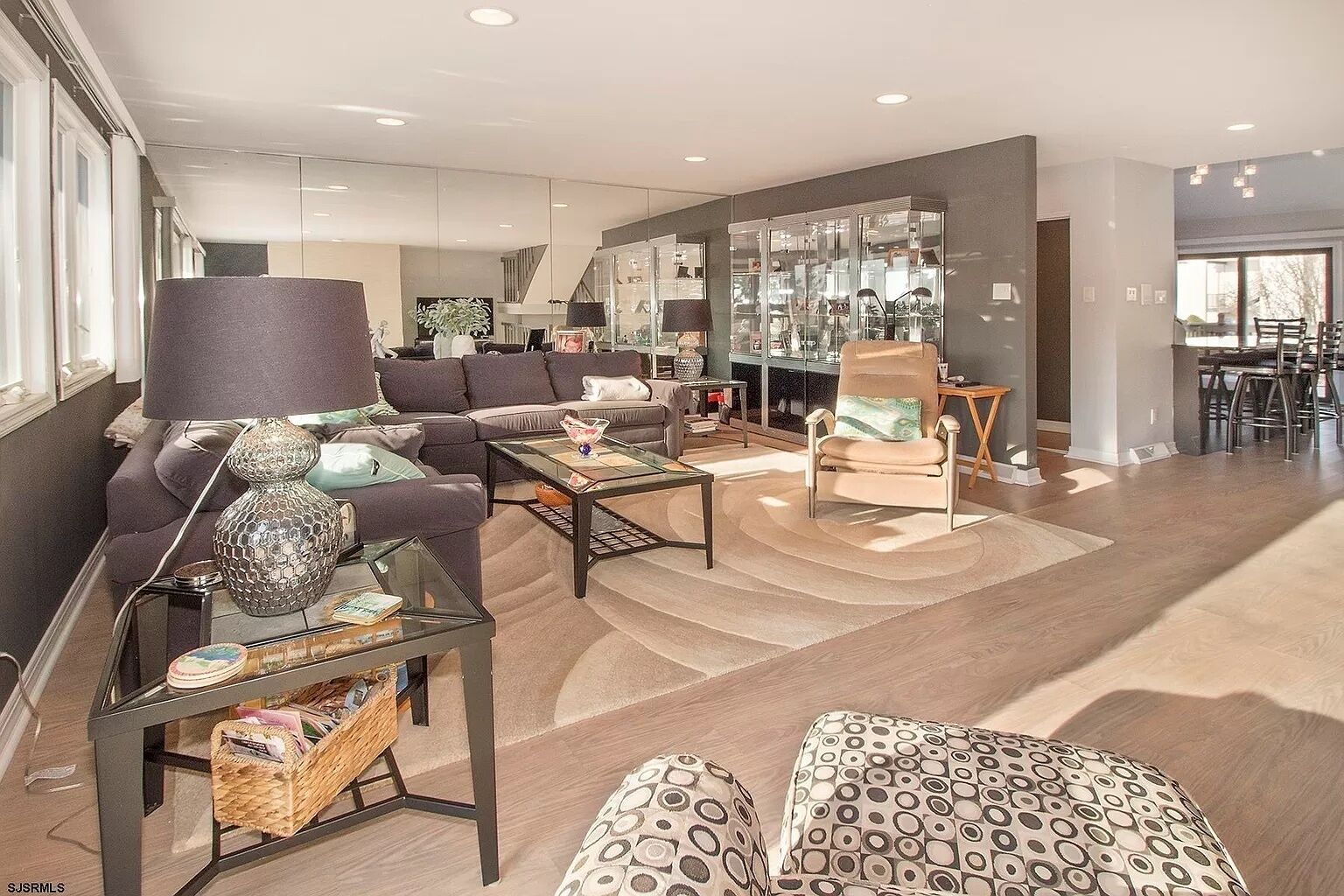 Ocean block home, just a 4 minute walk to the Atlantic Ocean!