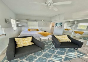 1 chambre, fer et planche à repasser, Wi-Fi gratuit, draps fournis