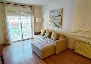 Televisie en een open haard