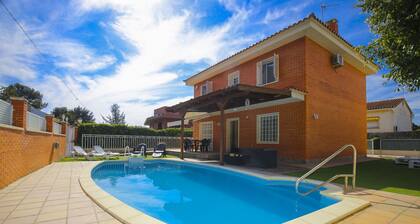 Villa PLUMA Only Families