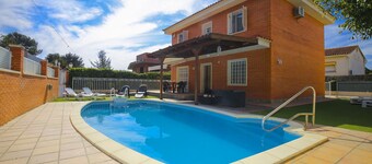 Villa PLUMA Only Families