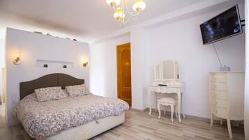 4 soverom, strykejern/-brett, wi-fi (inkludert) og sengetøy