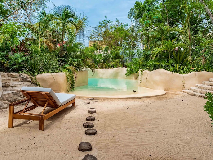 4 piscinas al aire libre, sillones reclinables de piscina