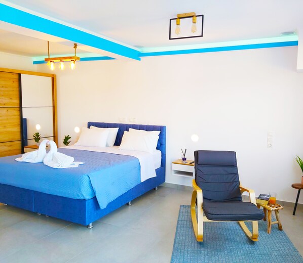 1 bedroom, in-room safe, iron/ironing board, free WiFi