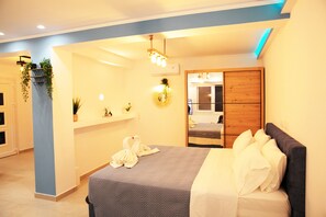 1 bedroom, in-room safe, iron/ironing board, free WiFi