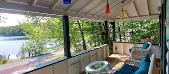 LAKE FRONT BETHEL WOODS Dine Alfresco 4 Burner Grill and Flat Top on Lake & Frig