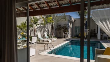 Alberca al aire libre