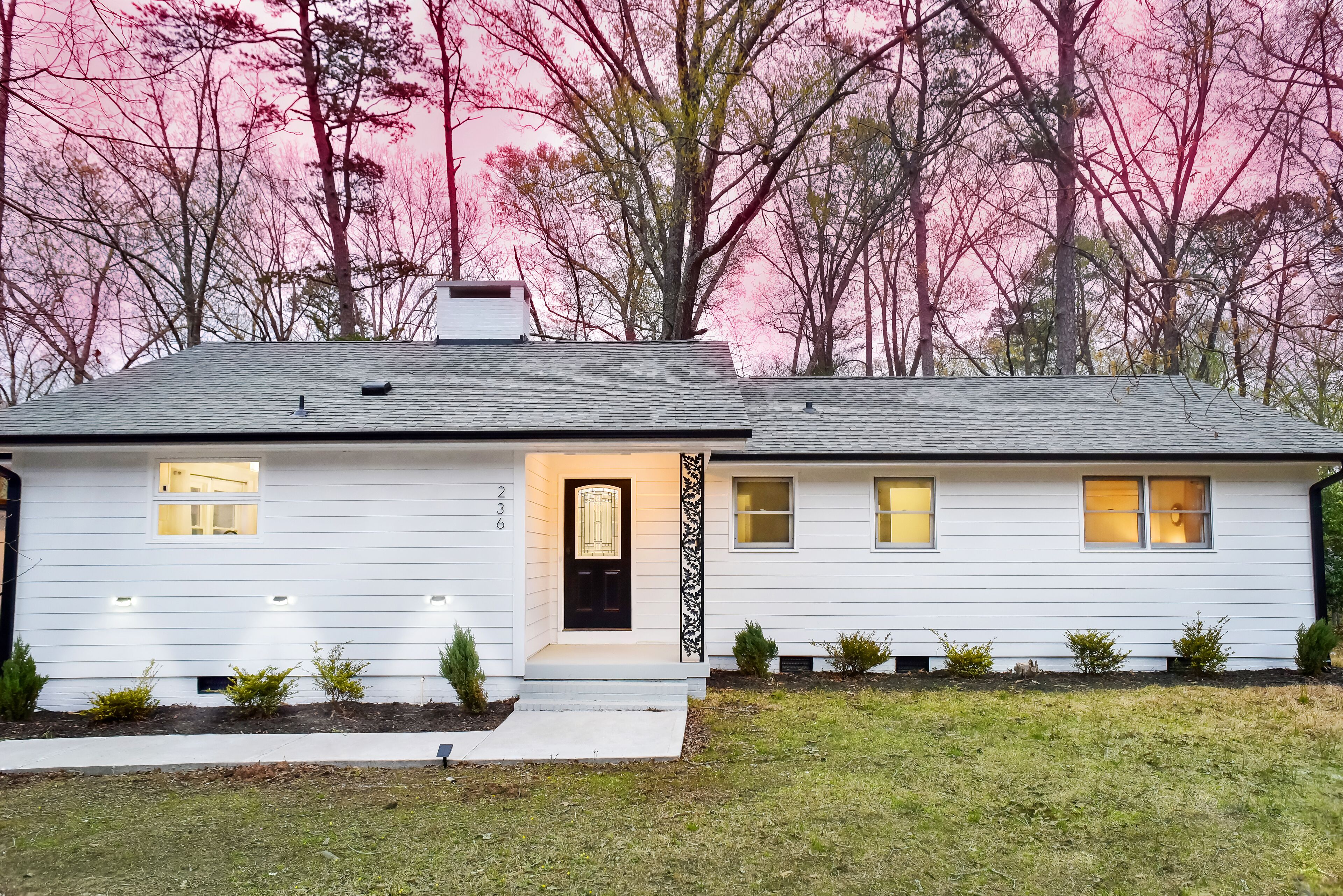 Adorably Renovated Ranch Home Next To UNC Campus