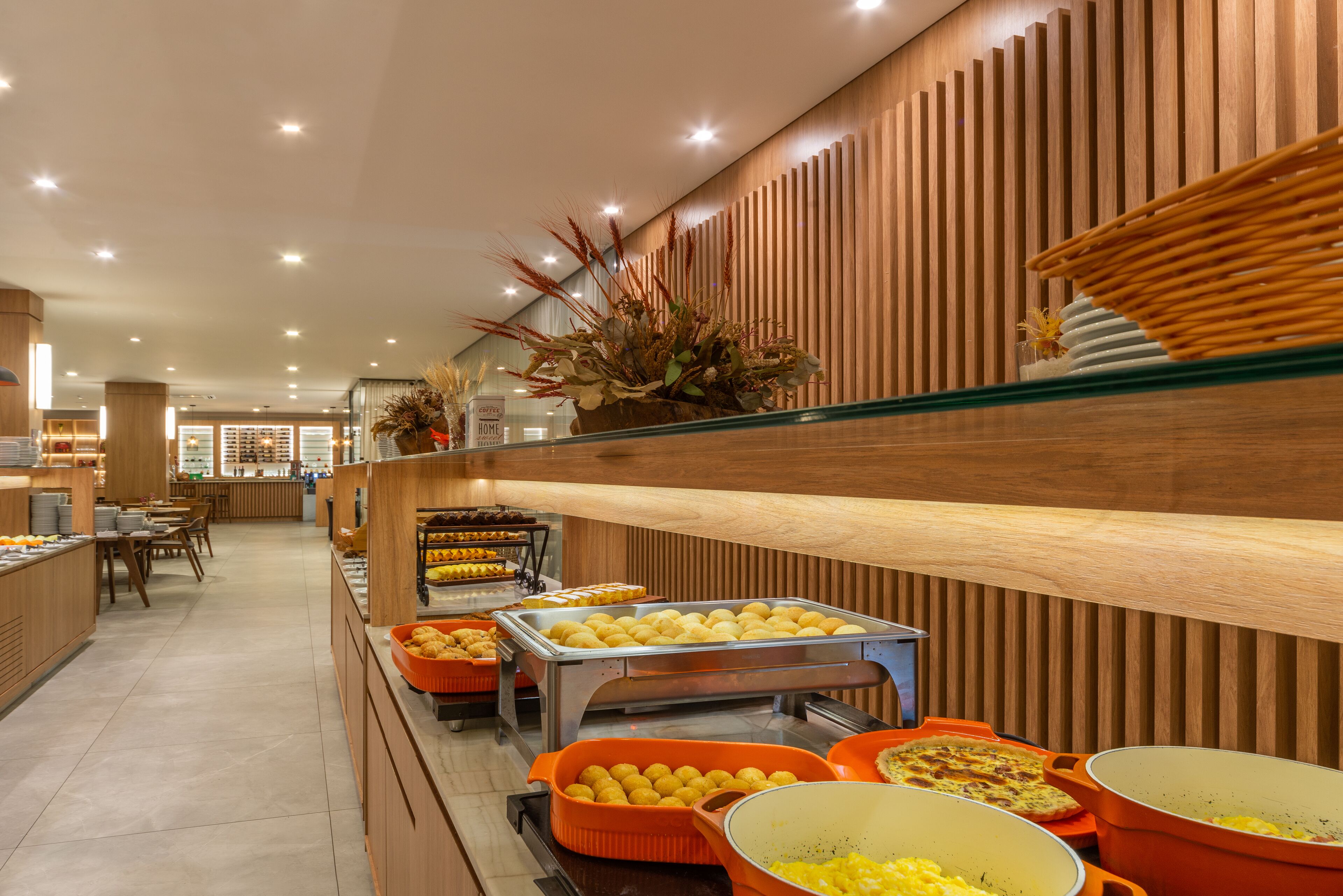 free daily self-service breakfast