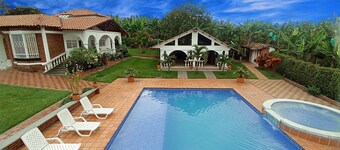 Beautiful Chalet 10 minutes from Armenia Airport
