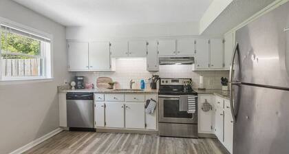 Townhomes Near the Bay - #8