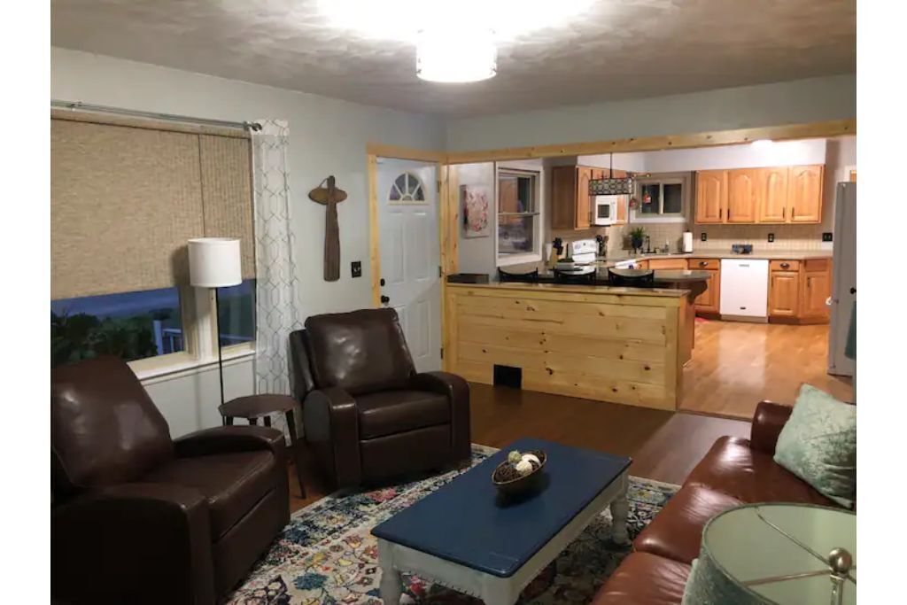 The River House Water Front at Venue At The River With BRAND NEW HOT TUB on 5/9