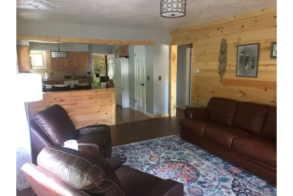 The River House Water Front at Venue At The River With BRAND NEW HOT TUB on 5/9