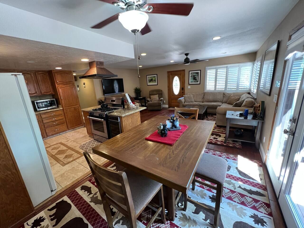 Close to Lake & Marina in Sugarloaf, Great Value, Shasta Lakeshore Retreat #6