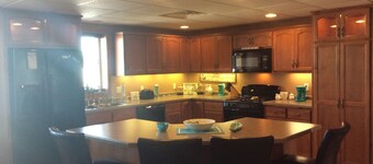 Gorgeous Beach & 5 Miles to Door County