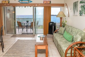 Smart TV - 🏖️SPECTACULAR - OCEANFRONT - GREAT LOCATION!!!🏖️ (Kailua-Kona)