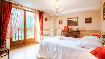 2 chambres, bureau, Wi-Fi gratuit, draps fournis