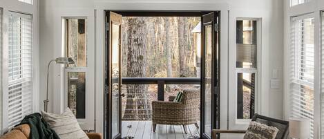 Smart TV, DVD player, books, video library