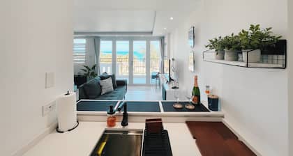 PLAYA AZUL ROMANTIC STUDIO,VIEW,TOP LOCATION, RELAX..