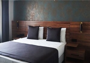 Premium bedding, Select Comfort beds, minibar, in-room safe