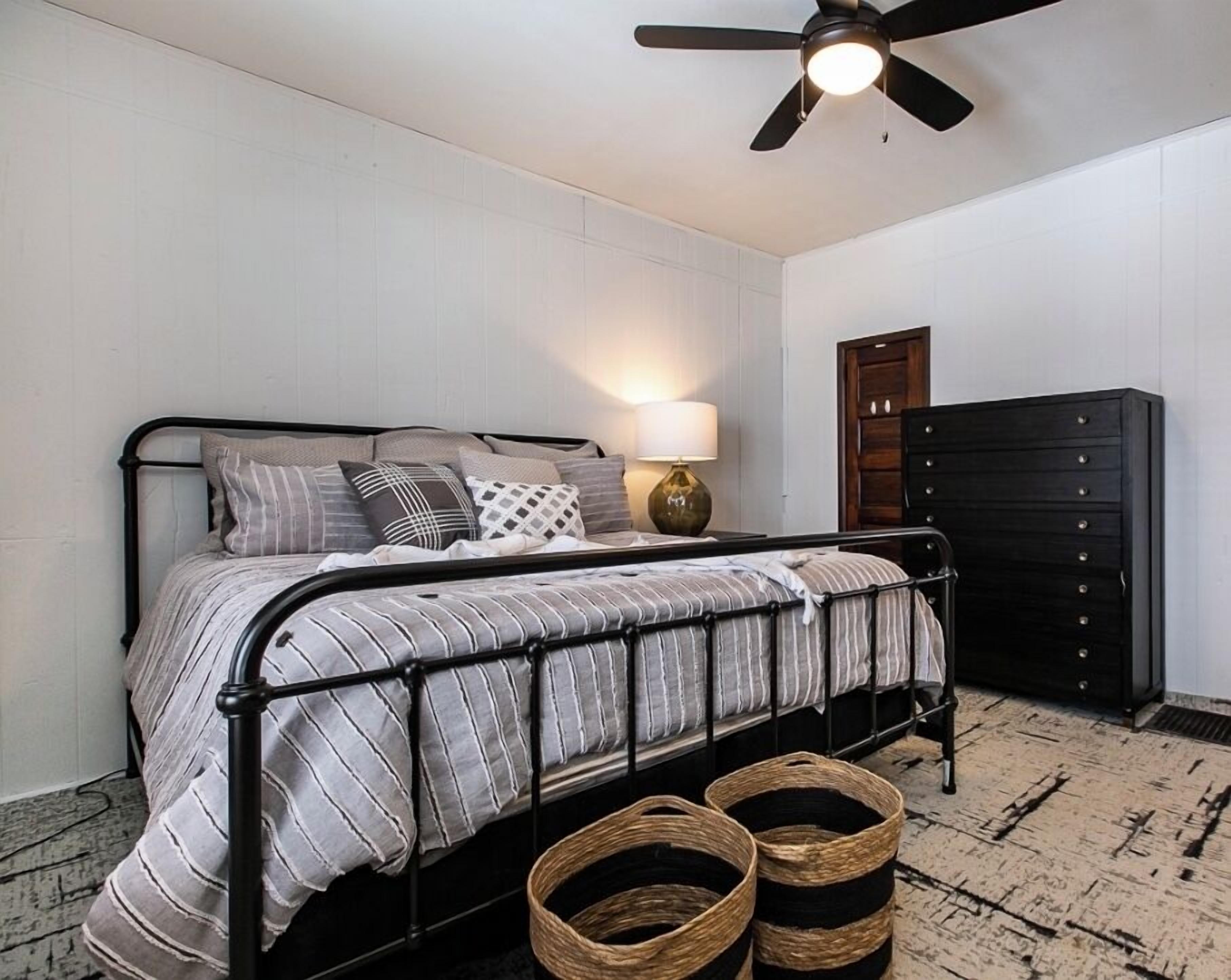 5 sovrum, strykjärn/strykbräda, resesäng och gratis wi-fi