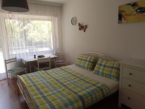 1 chambre, Wi-Fi gratuit, draps fournis